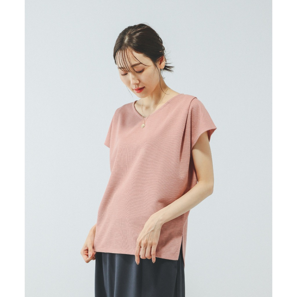 GLOBAL WORK เสื้อยืดคอวีผู้หญิง เนื้อผ้าทิ้งตัว ใส่สบาย Waffle French Pullover