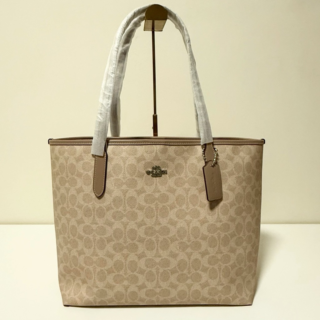 พร้อมส่ง ของแท้ เลือกสีด้านใน CITY TOTE IN SIGNATURE CANVAS ราคา ถูกที่สุด ดีลบีเคเค แกลเลอรีภาพที่ 7