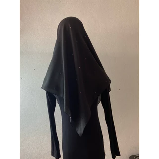 บาวาแต่งเพชรกระจาย ฮิญาบบาวาสีพื้น สวมใส่สบาย ใส่ได้ทุกโอกาส