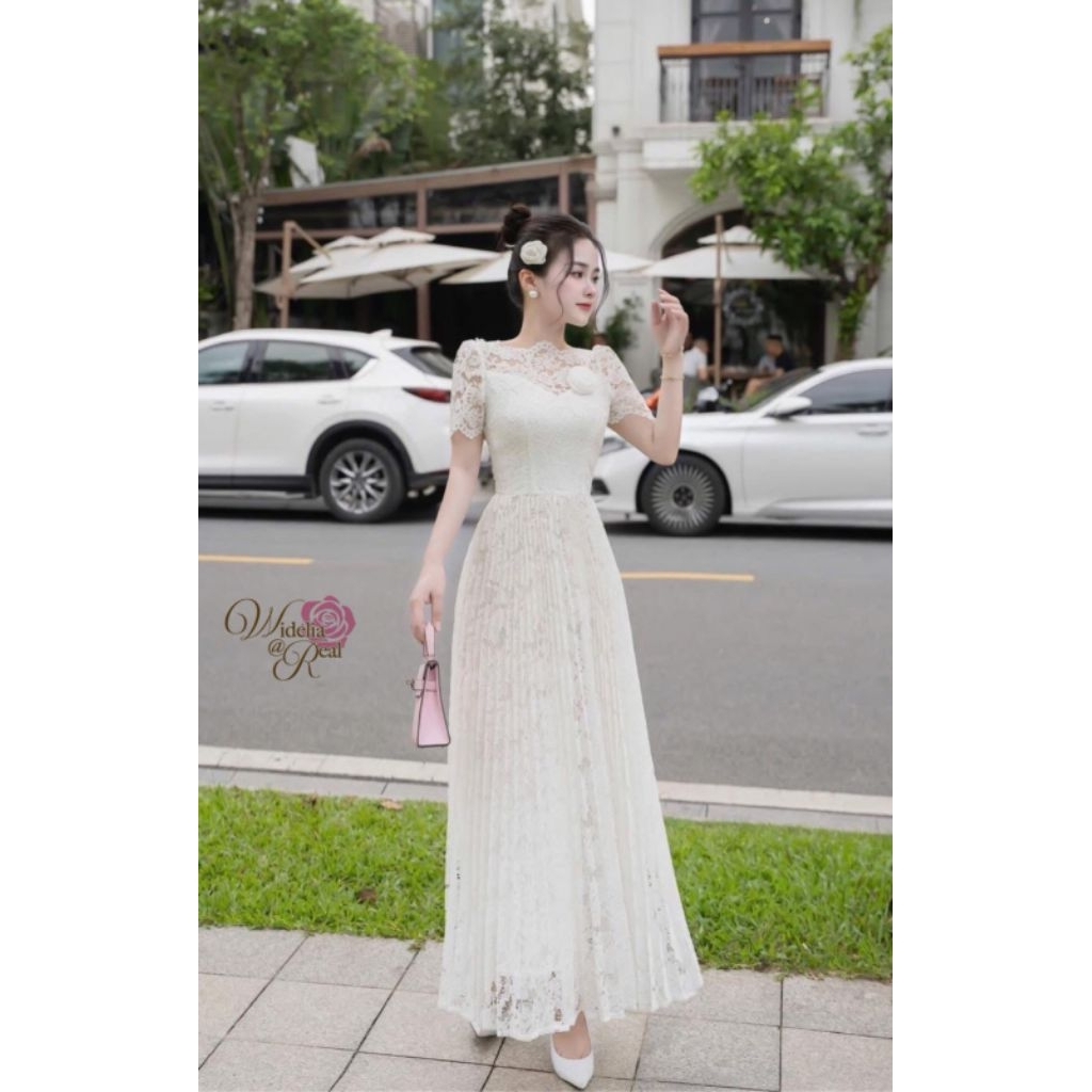 French Korea ชุดเดรสลูกไม้อัดพลีทหรูใส่ออกงาน ใส่ไปทำบุญ สีขาว Widelia@real ชุดเดรสลูกไม้ อกแต่งดอกไม้3Dกระโปรงพลีท