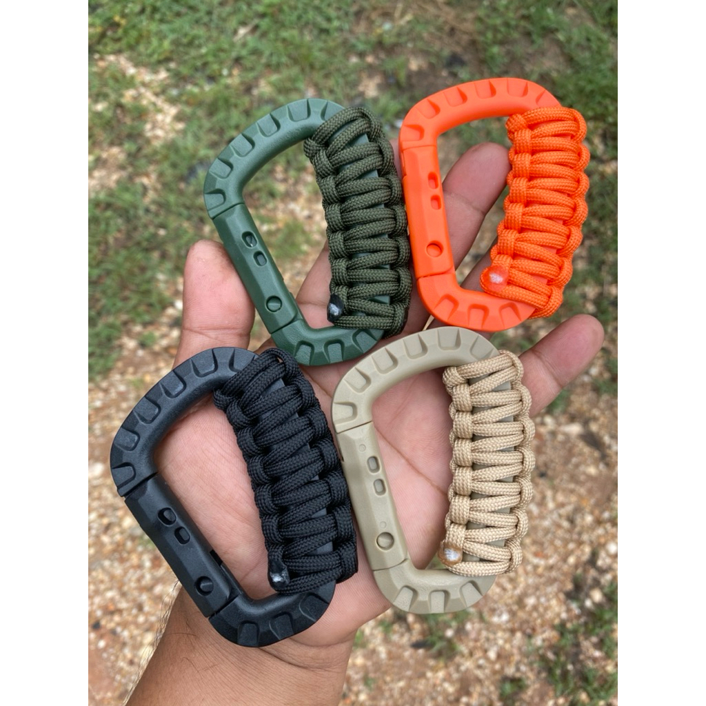 A017Aคาราบิเนอร์ถักเชือกparacord 4 mm. วัสดุพลาสติกเหนียว แข็งแรงทนทาน