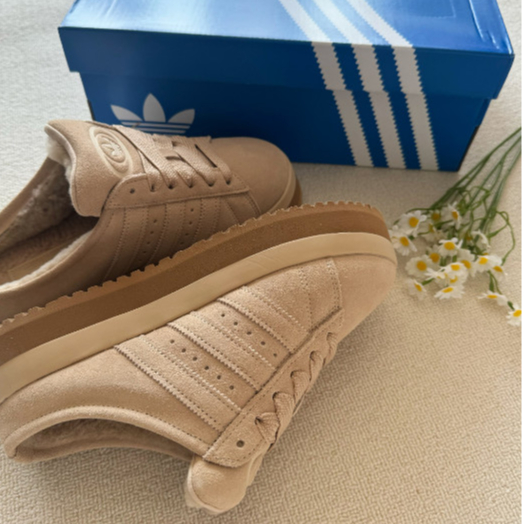( ของแท้ 100%) Adidas Originals CAMPUS 00s Fashion Trend Baotou Slippers Beige