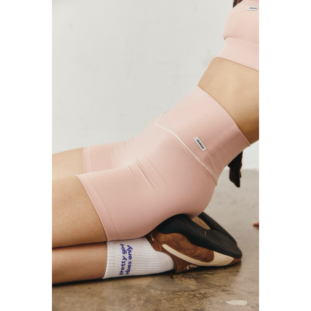 Hailey Vol.1 biker shorts กางเกงออกกำลังกายจาก gymandslim