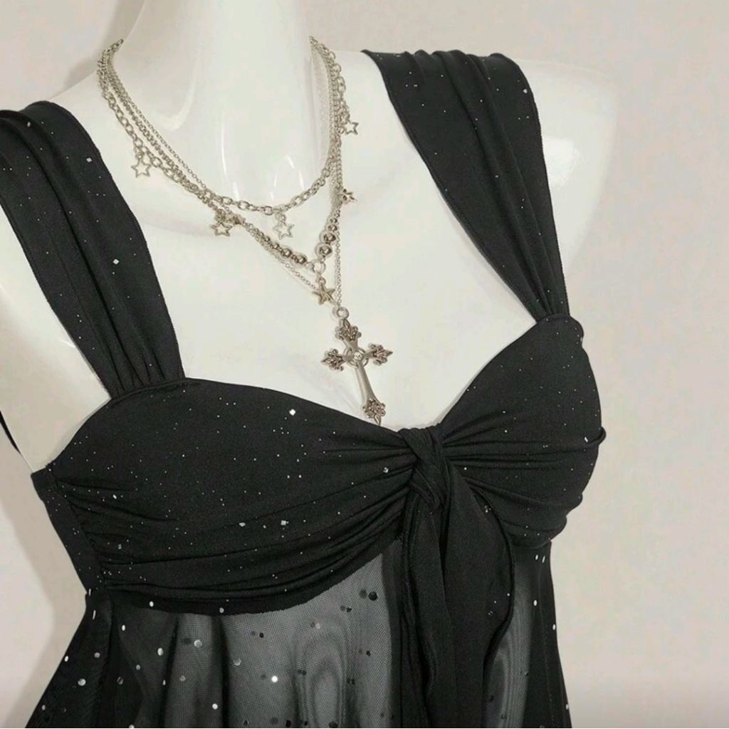 เสื้อสา​ยเดี่ยว​ แต่งกลิต​เตอร์​ ผูกป​มด้าน​หน้า​ ผ้าตา​ข่าย สีดำ​ I พรี​ออเดอร์​ - รูปที่ 4