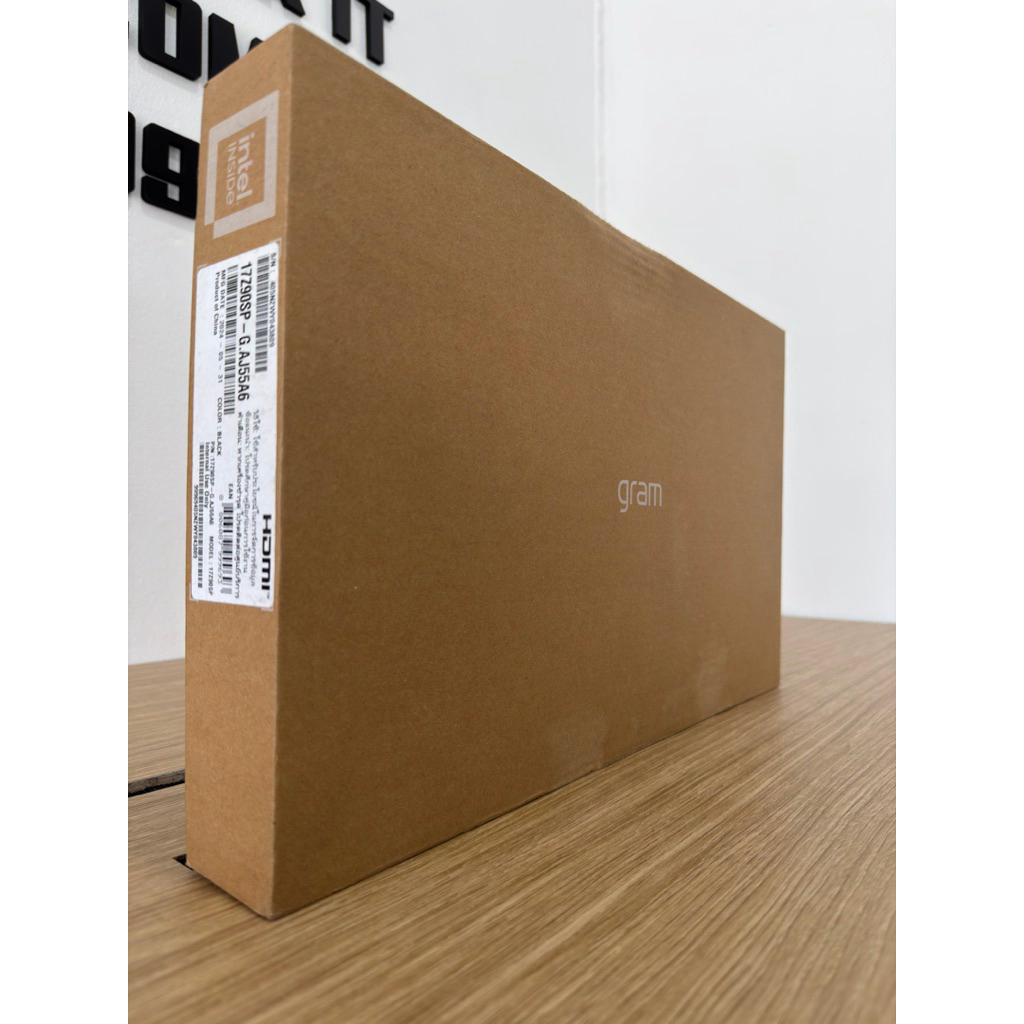 โน๊ตบุ๊ค LG Gram Pro17 มือ1