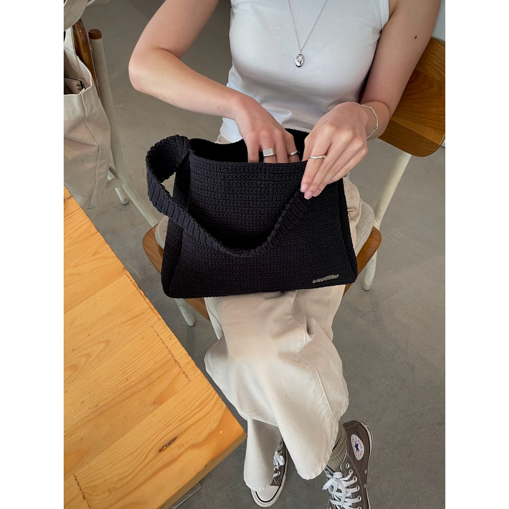 กระเป๋าสะพาย | averychillday l Mama Mignon Bag