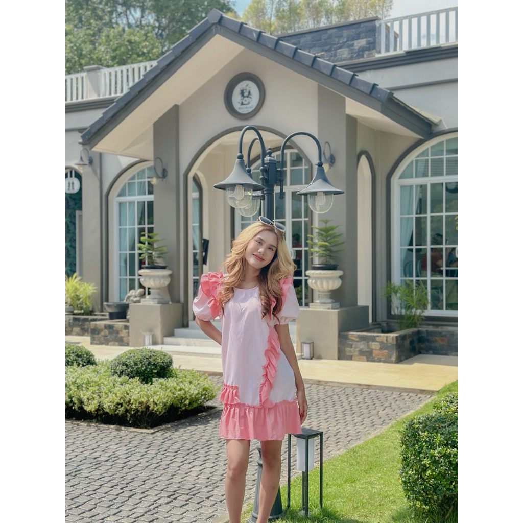 maria closet เดรสสีชมพูน่ารักมากก