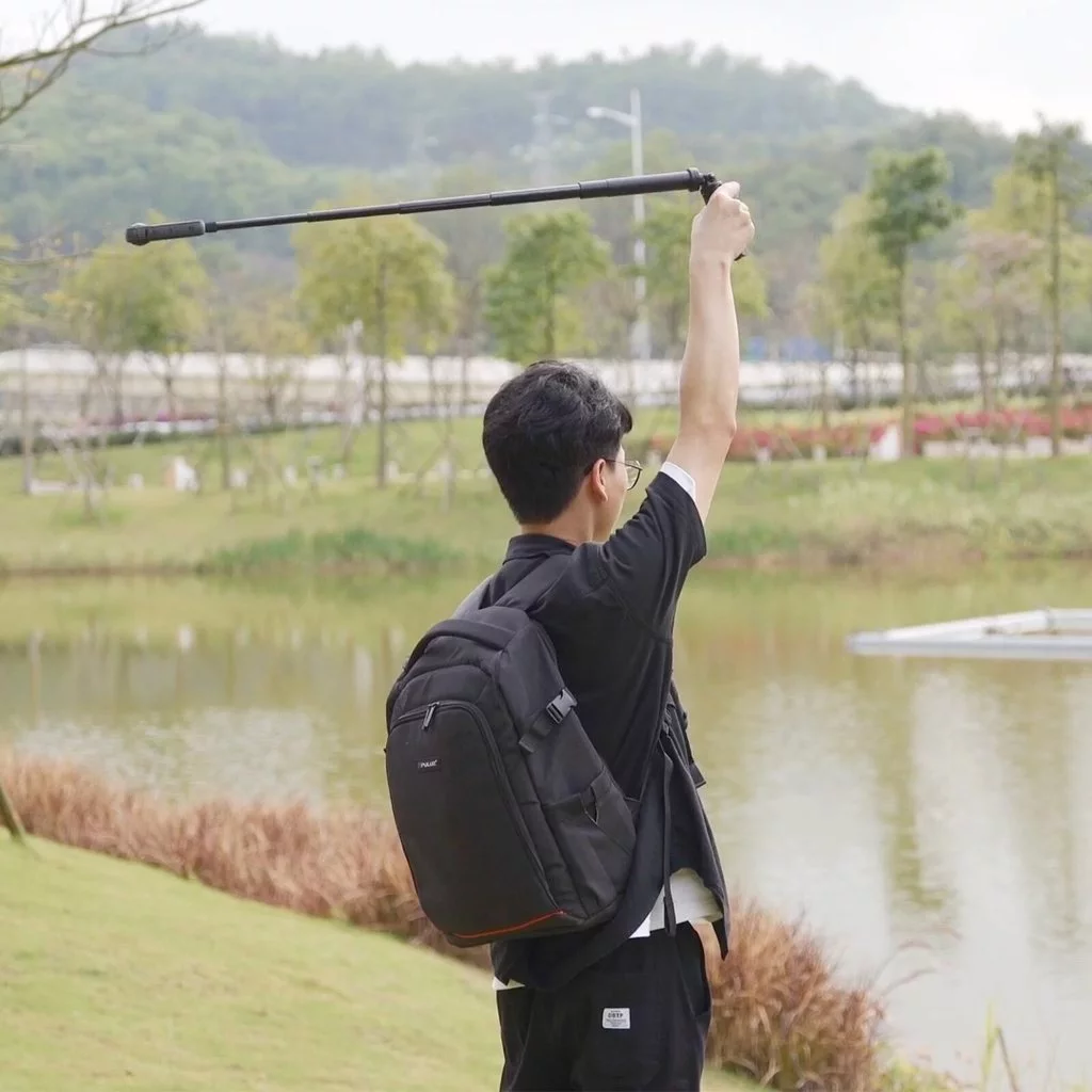 Mini Tripod For Insta360 X5 / X4 Air / X4 / X3 ไม้เซลฟี่ ขาตั้งกล้อง 1/4 นิ้วสําหรับ ขาตั้งกล้อง thumbnail 8
