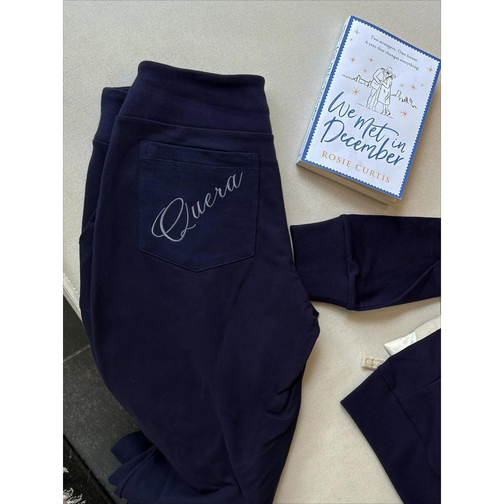 - Quera Dreamgirl Pants-