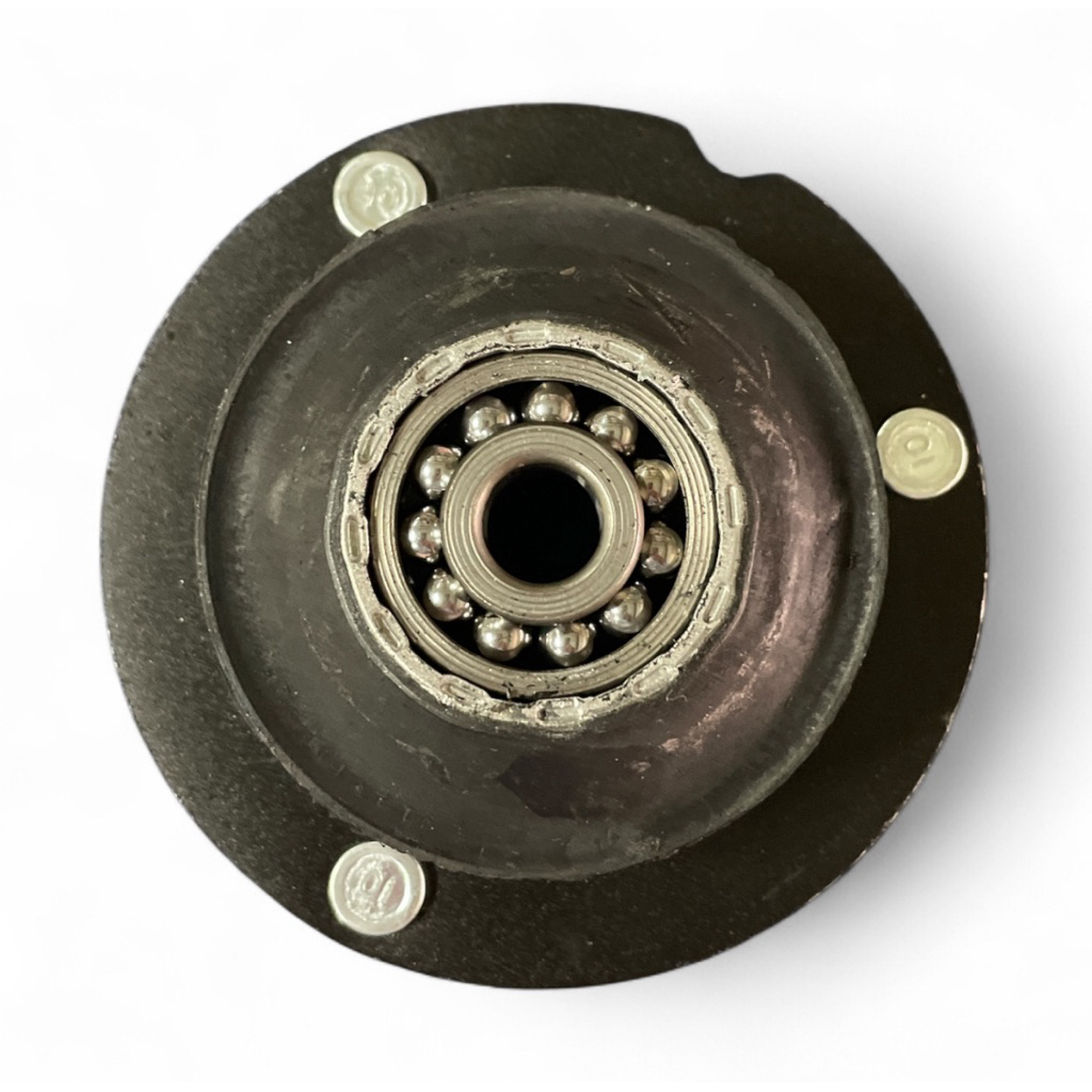 เบ้าโช้คอัพหน้า BMW E30, E34 รุ่นเก่า, E28