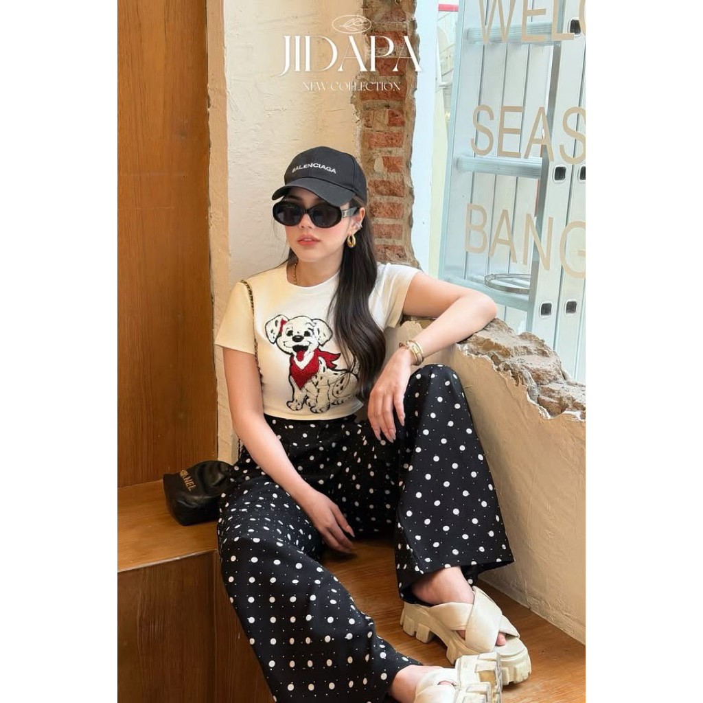 ใช้โค้ดลดเยอะ‼️(News M) 🔖 Jidapa Style 🍪 เสื้อยืดน้องหมาขาว กางเกงขายาวดำลายจุด