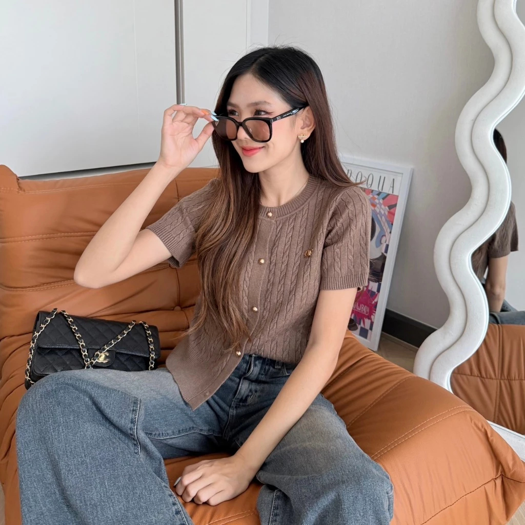 NICHARIS - เสื้อไหมพรมคอกลมถักลาย รุ่น Onnie Knit Top (used)