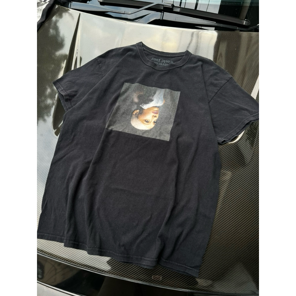 เสื้อ Ariana Grande Tour