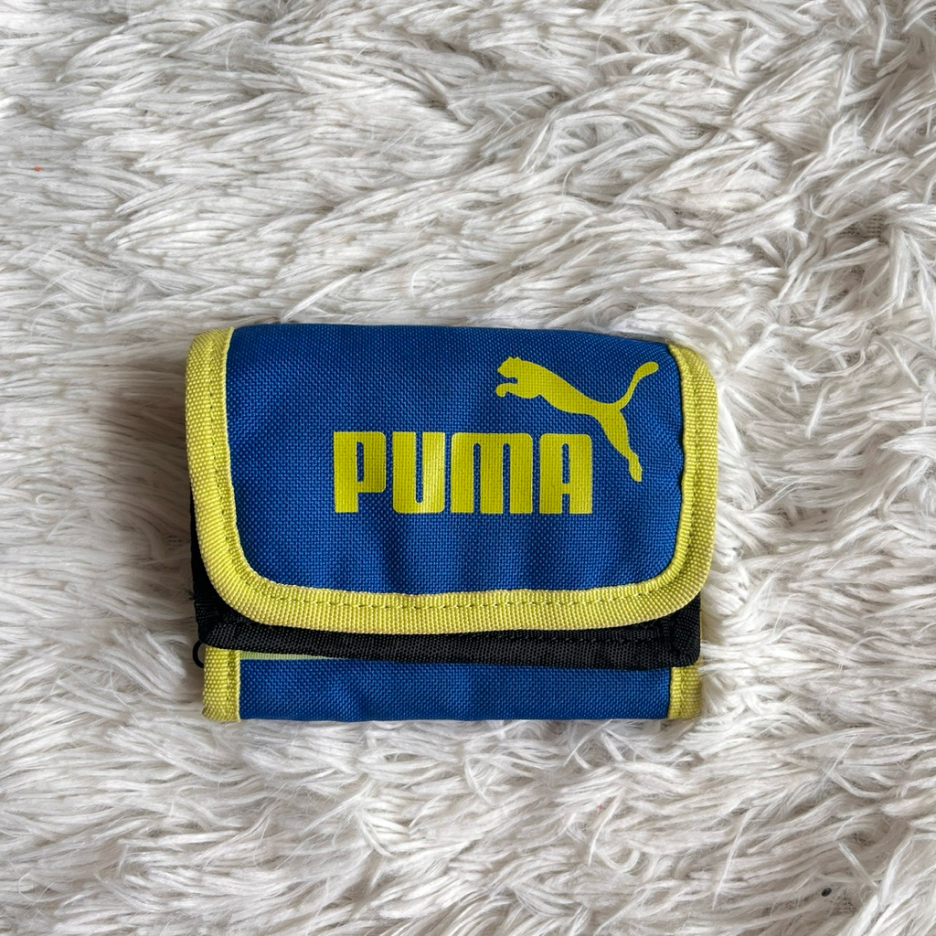 กระเป๋าสตางค์สีน้ำเงินแถบเขียวแบรนด์puma ของแท้ 100%