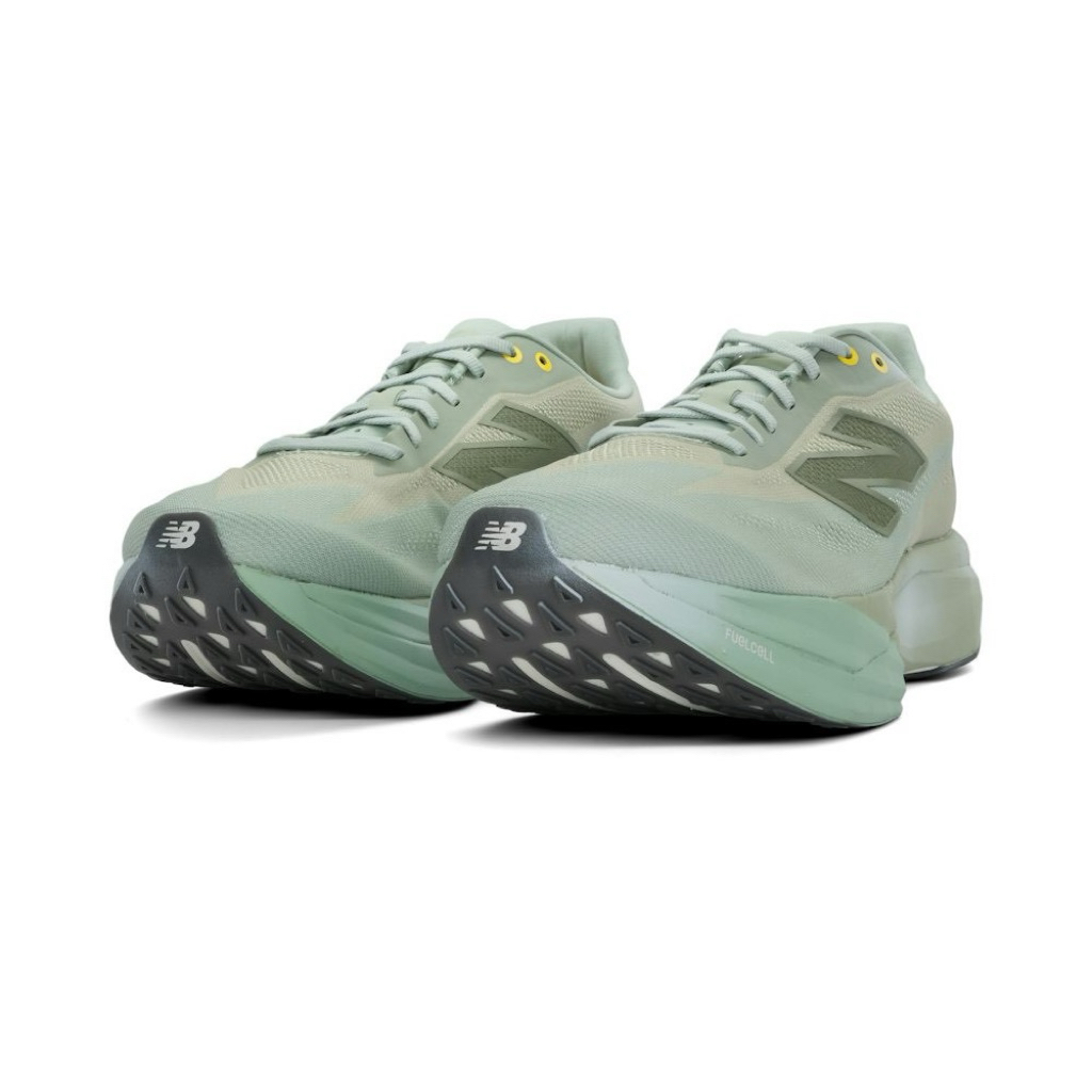 รองเท้า New Balance SC Elite V5