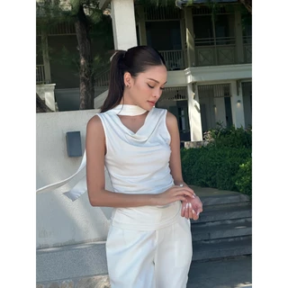 SEASON STUDIO - MARGO TOP / เสื้อแขนกุด คอถ่วง มีผ้าพันคอ