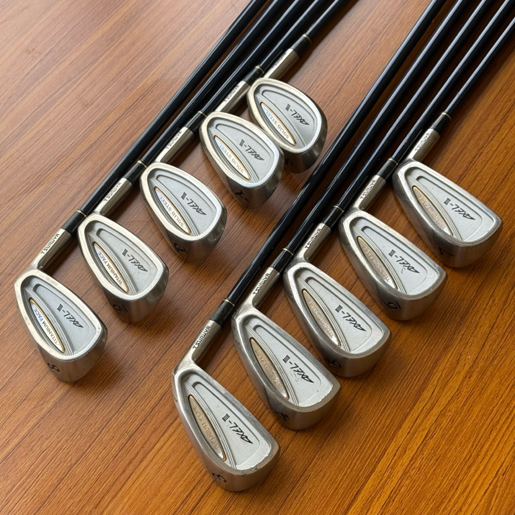 ชุดเหล็ก Axel-III Tsuruya กราไฟท์ 10ชิ้น Flex R    S,A,P,9,8,7,6,5,4,3 ไม้กอล์ฟมือสอง ชุดเหล็ก