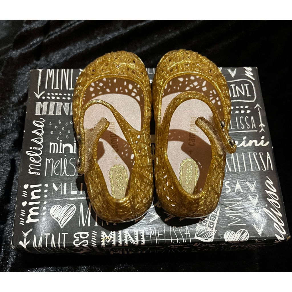 รองเท้าเด็ก Mini Melissa รังนก Golden ไซส์ 13 cm. เบอร์ 7 มือสอง