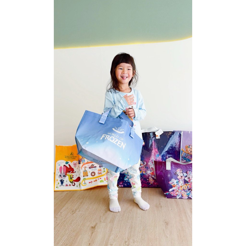 ของแท้💯 กระเป๋า ถุงกระสอบ disneyland hongkong/shanghai - รูปที่ 6