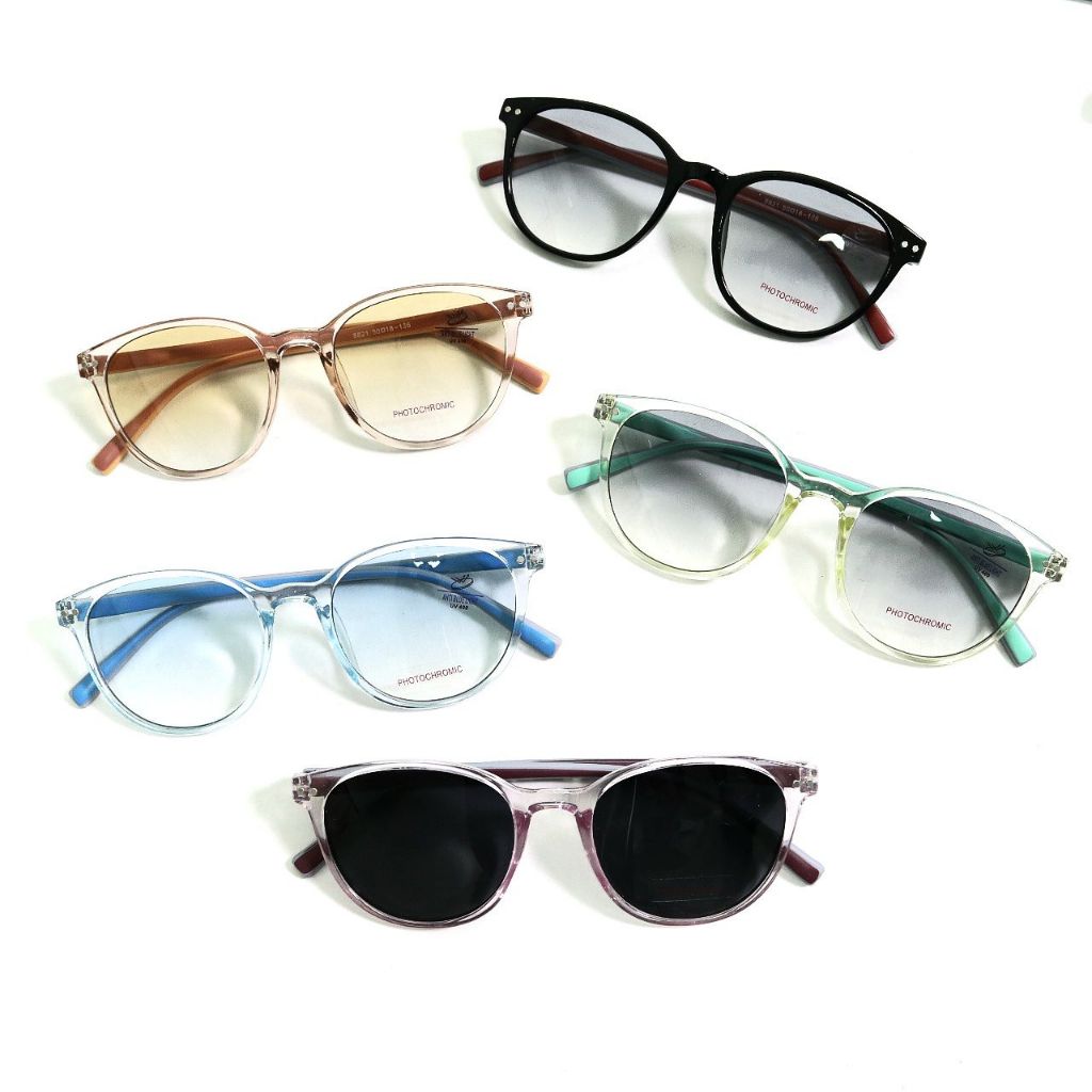 แว่นสายตายาว/สายตาปกติ แว่นกรองแสงบลูออโต้ไล่สี Photochromic ออกแดดเปลี่ยนสี ป้องกันแสงสีฟ้า แว่นอ่านหนังสือรุ่น8821(+)A