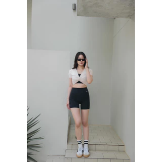 T09 TwistLite Crop Tee 👚 เสื้อยืดผ้าออกกำลังกาย ทรงครอป ดีไซส์น่ารัก