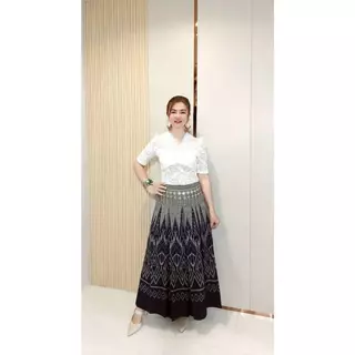 กระโปรงจีบ กระโปรง ผ้าถุง ฟรีไซด์ ผ้าฝ้ายหมักโคลน เย็บสำเร็จ นุ่ม ลายสวย คมชัด เอวยางยืด เอว27-38สะโพก40ยาว 36 นิ้ว ไทย