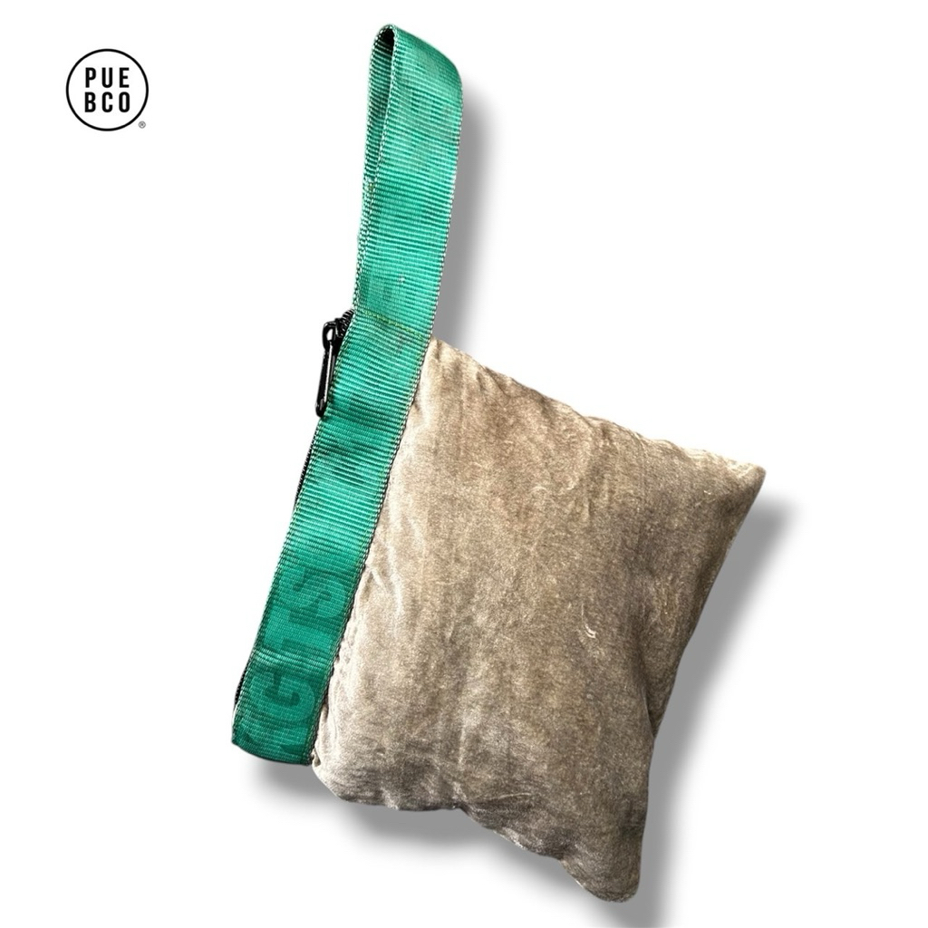 Puebco กระเป๋าทรงคล้องมือ วินเทจ