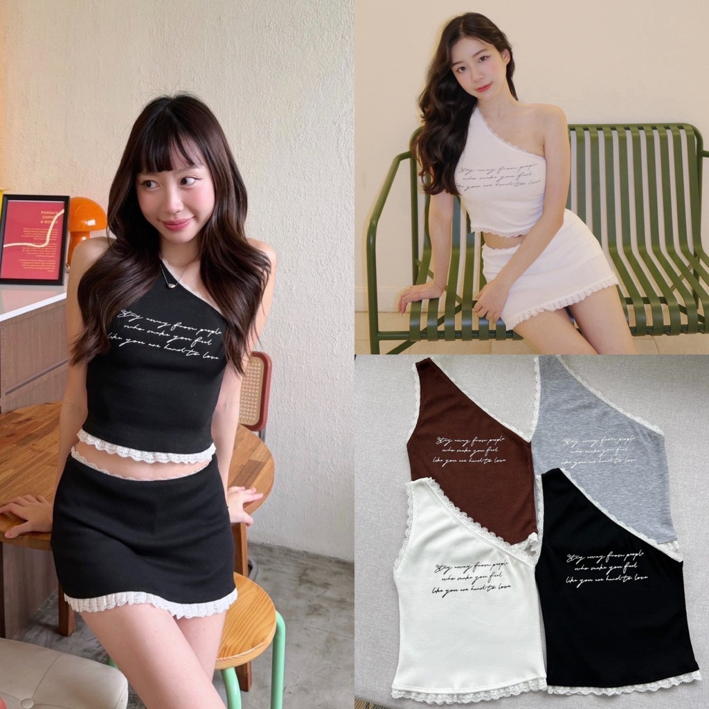 เสื้อกล้ามไหล่เบี่ยงผ้าลูกไม้พิมพ์ลายตัวอักษร New One Shoulder Lace Tank Top (Bykim)