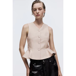 H&M(เอชแอนด์เอ็ม) เสื้อกั๊กคอวีทรงเปลมุมเอว Women V-neck peplum waistcoat 1312995_2