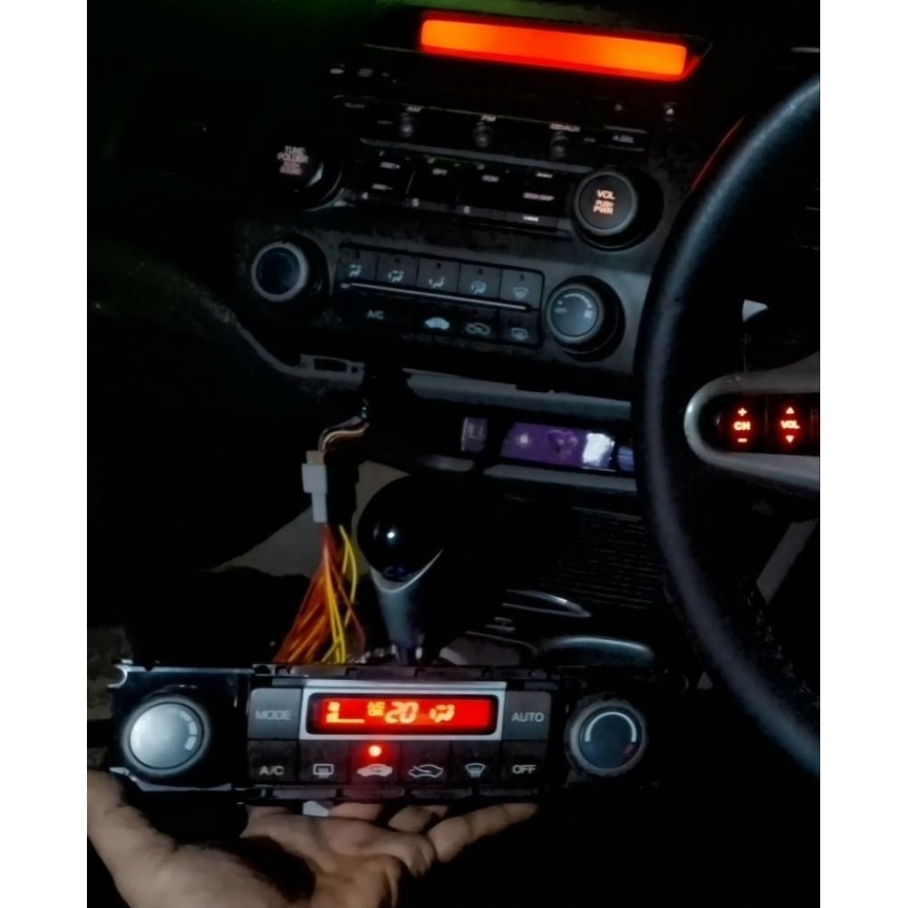 สายแปลงจอแอร์ธรรมดาเป็นแอร์ออโต้ สำหรับรุ่น civic FD 2006 - 2011