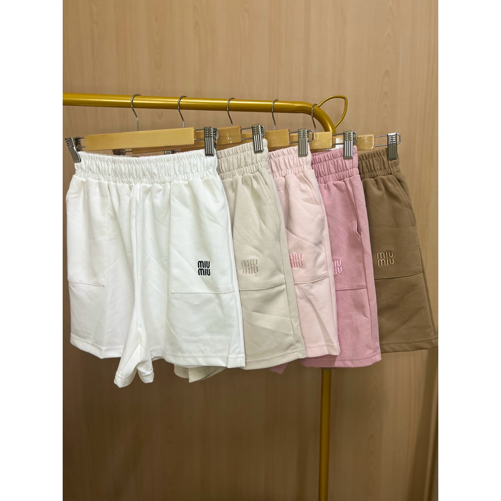 กางเกงขาสั้น ปักMIUMIU(สม็อคเอวไม่มีเชือก)