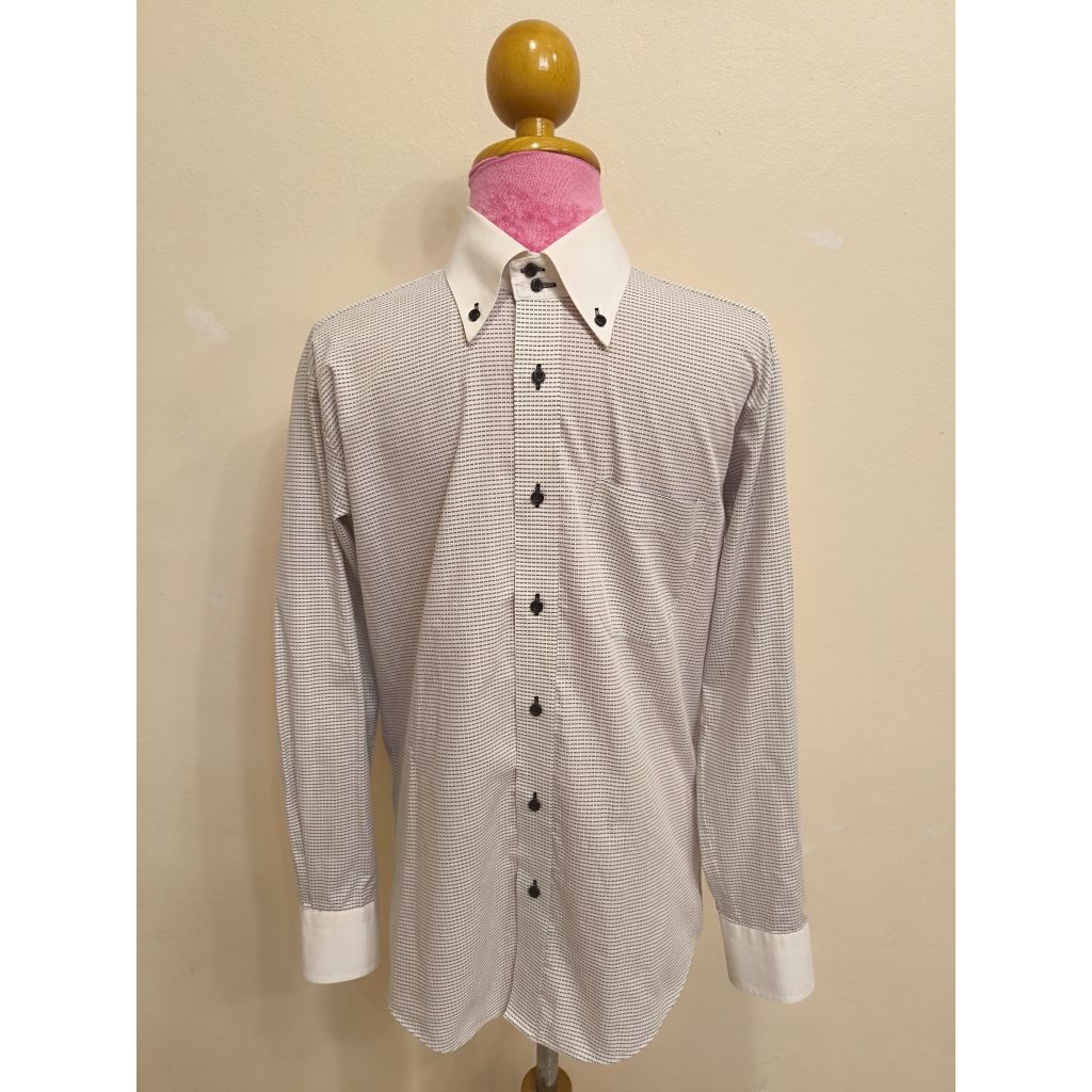 BRICK HOUSE Brand_2nd hand (JB) เสื้อเชิ้ตแขนยาว วัสดุผ้าฝ้าย 💯%/Size M/ Made in China 🇨🇳/ แท้มือสอง