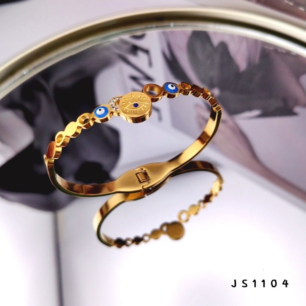 กำไลข้อมือไทเทเนียมEvil eye