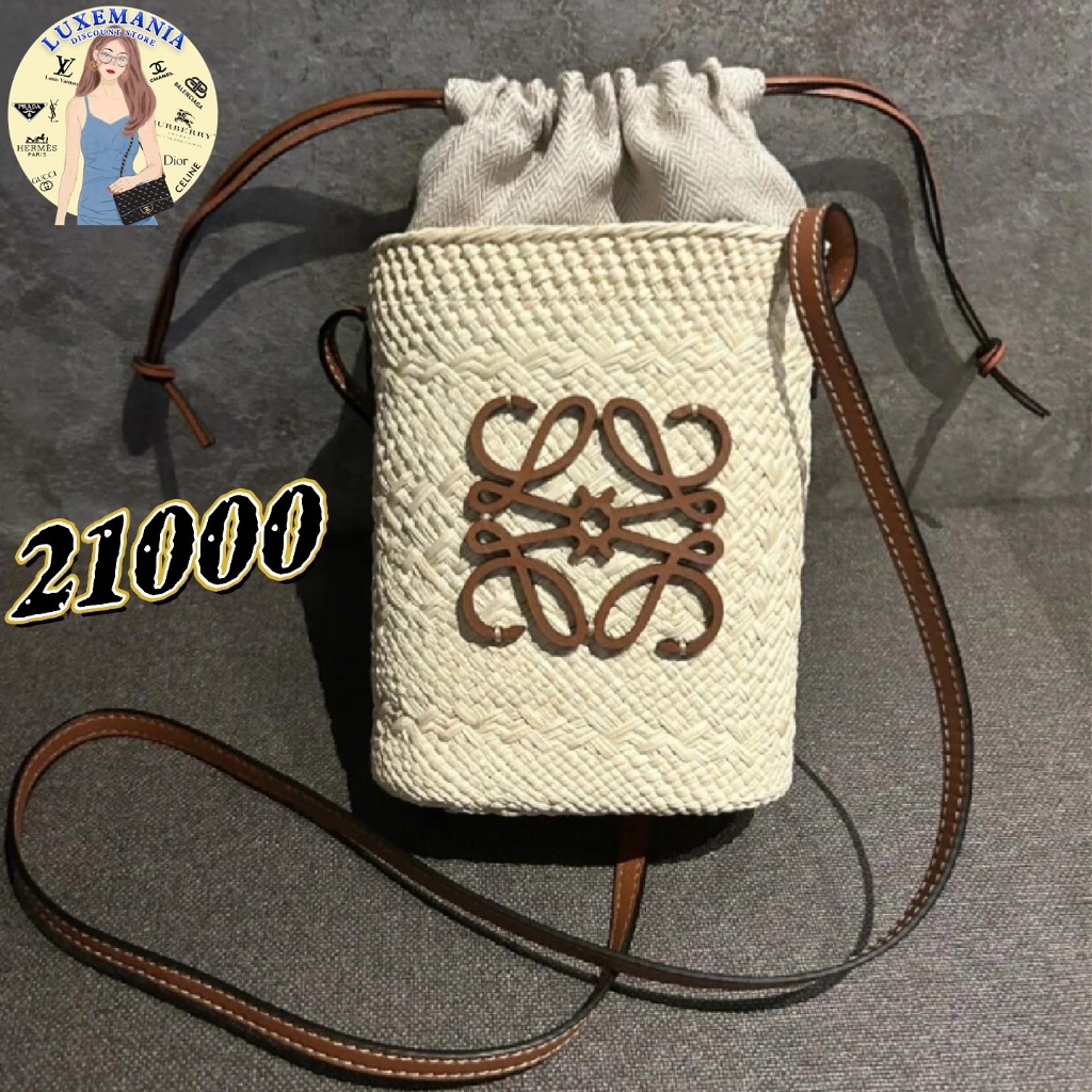 ใหม่เอี่ยม ของแท้ มีใบเสร็จรับเงิน Loewe กระเป๋าทรงสี่เหลี่ยม ในฝ่ามืออิราก้าและหนังลูกวัว รับประกัน