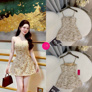 Lm มินิเดรสออกงานสายเดี่ยวผ้าเลื่อมทอนูน ลายกุหลาบ ผ้ามีความ…