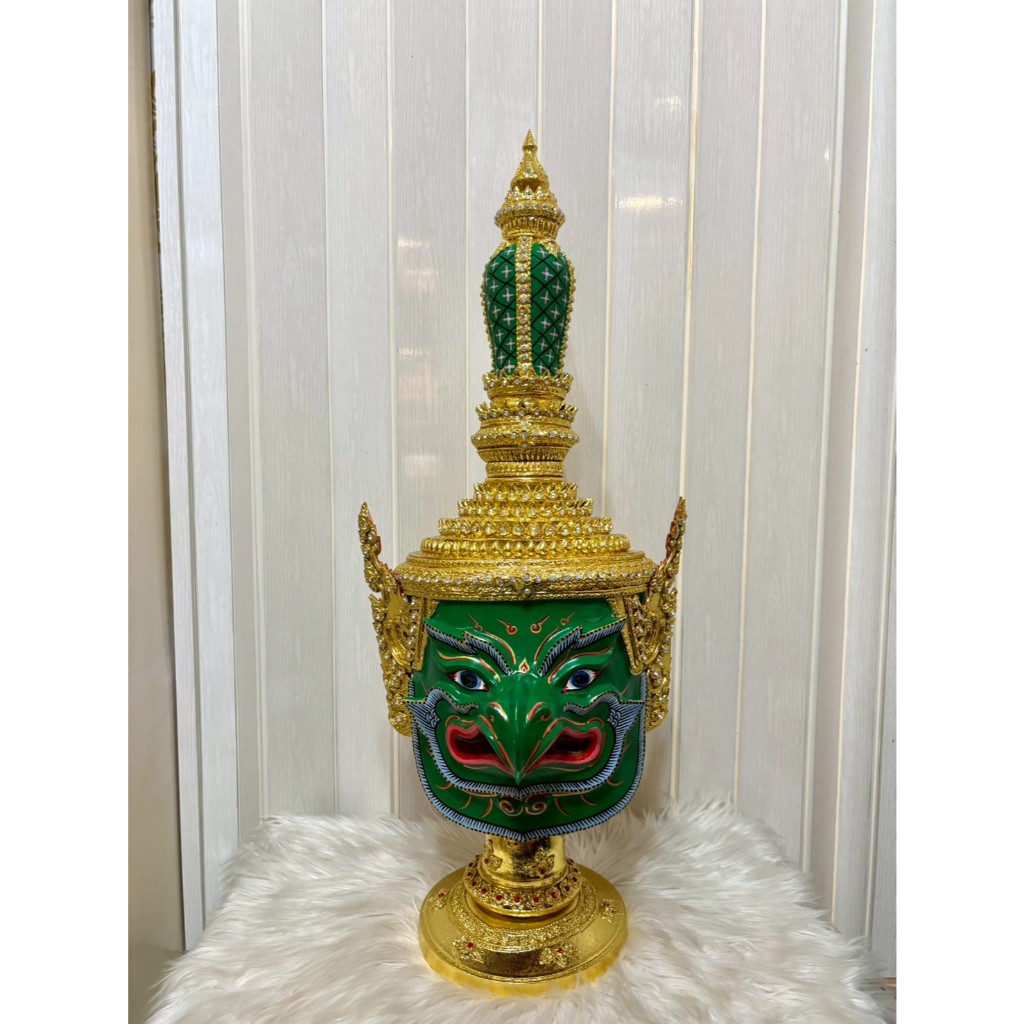 เศียรครู หัวโขน พญาครุฑ ขนาดครอบศรีษะ งานกระดาษ ใส่ตาแก้ว ปิดทองเค ประดับเพชรคริสตัล พร้อมฐานไม้อัดสีแดงฟรี khon mask