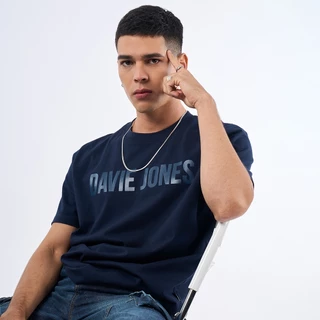 DAVIE JONES [BE FEARLESS] เสื้อยืด Logo Slim Fit T-Shirt สีเขียว กรม น้ำตาล ครีม กากี เขียวขี้ม้า เทา เขียวอมเทา RL0002