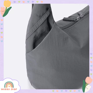 พร้อมส่ง🔥ของแท้ GU Cocoon Shoulder Bag กระเป๋าสะพายข้าง ผ้าไนลอน หนังเทียม ขนาดใหญ่ใส่ A4 ได้