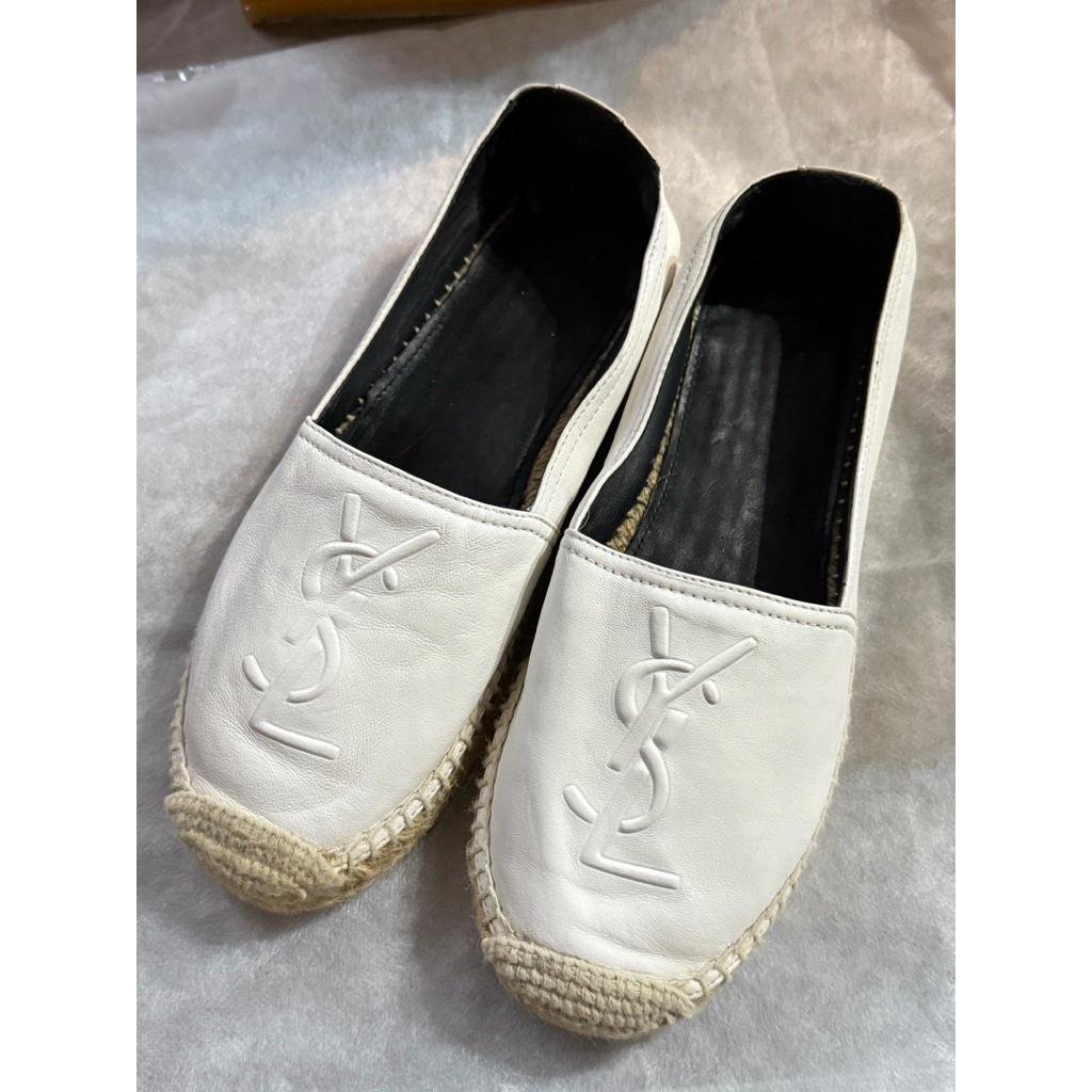 รองเท้า YSL สีขาว size 36 แท้ 💯
