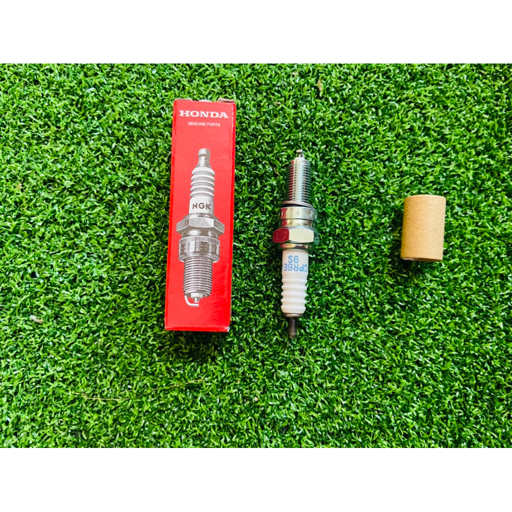 หัวเทียนมอเตอร์ไซค์ NGK แท้! เบอร์ CPR6EA-9 ใส่ Wave110i-125i MSX AEROX CBR Sonic Click110i-125i Sco