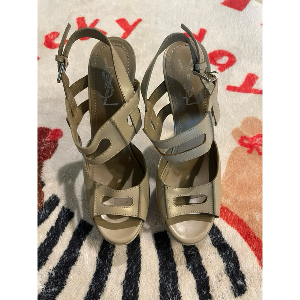 รองเท้าyslมือ2ของแท้