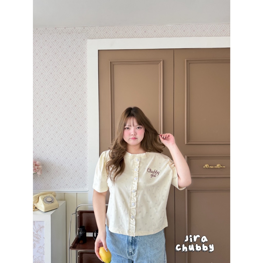 Glow Tee - เสื้อสาวอวบ แต่งกลิตเตอร์ อกฟรีไซส์ 38-52+ นิ้ว ยืดได้เยอะ ผ้านุ่มใส่สบาย ผ้ายูนิโคล่