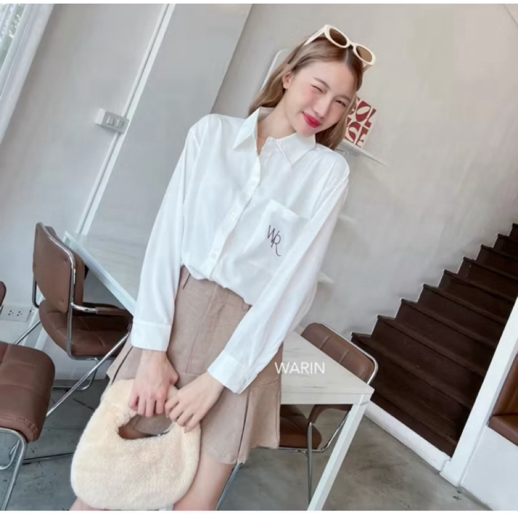 เสื้อเชิ๊ต warin brand สีขาว มือสอง