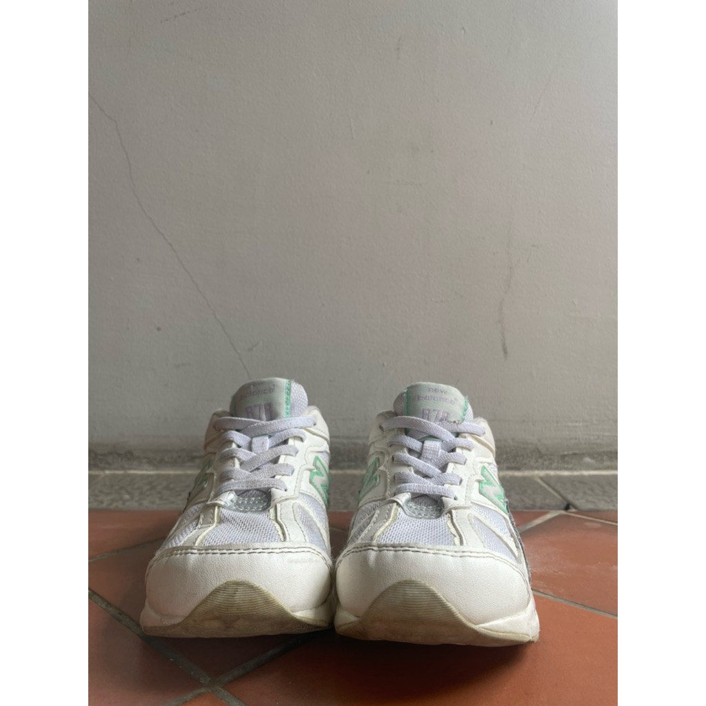 รองเท้าเด็ก New Balance 878 จากช้อปเกาหลี มือสอง ไซส์ 18.5 cm ไม่มีกล่อง