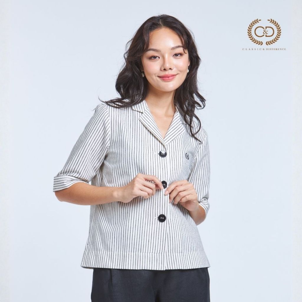 C&D woman's blouse Minimal Black เสื้อผู้หญิง ลายปัก ปกฮาวาย แขนสามส่วน สีเบจ CY96BE
