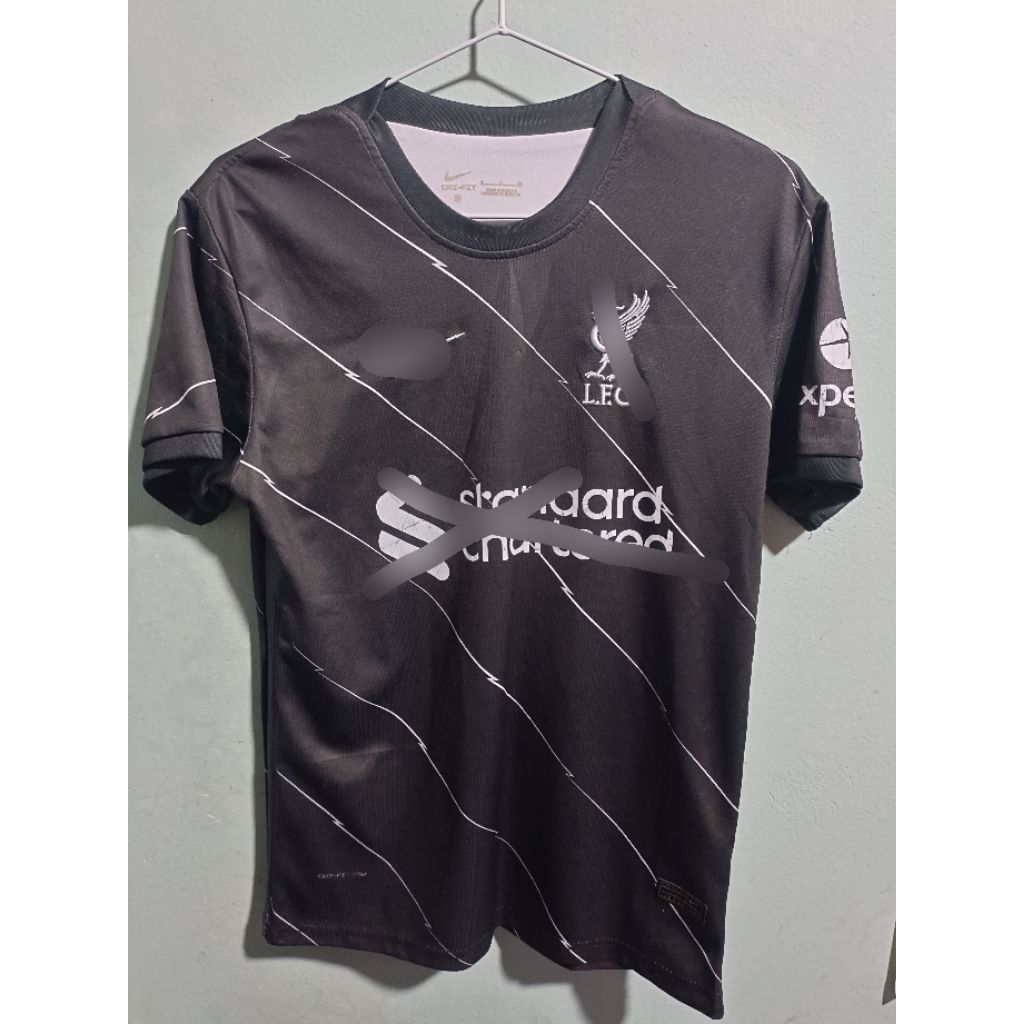 เสื้อ ลิเวอร์พูล ฤดูกาล เยือน2021-22  อ่านเพิ่มเติม,ไซส์ด้านล่างนะครับ😊👇🏻👇🏻