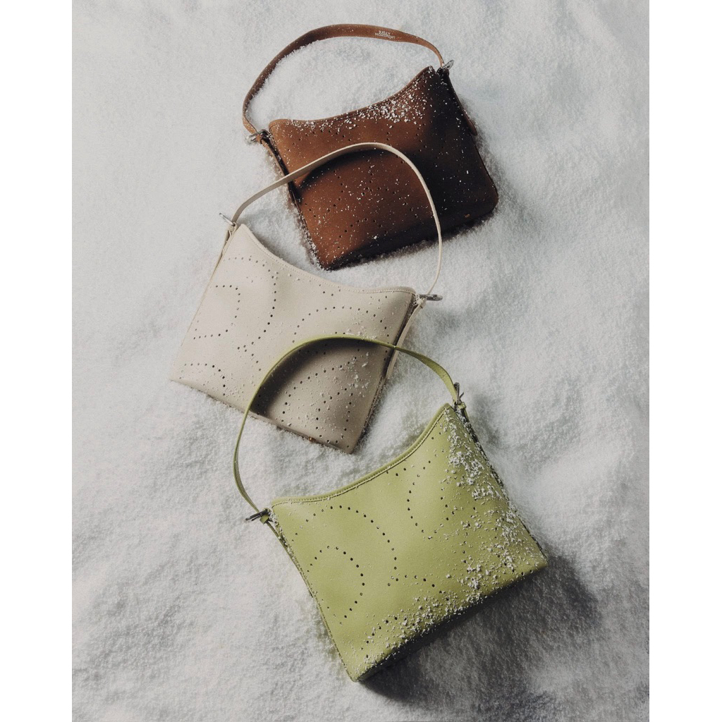 (มีหลักฐานการซื้อ💯)Rally Loop Bag