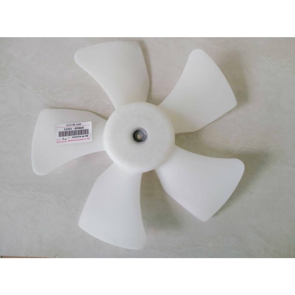 ใบพัดลมหม้อน้ำ TOYOTA ALTIS ,1600,1800,LIMO,1ZZ,3ZZ อันละ320บาท