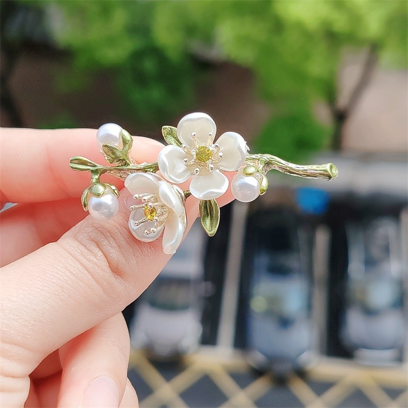พร้อมส่งจ้า เข็มกลัด เครื่องประดับตกแต่ง ใส่กับเสื้อสูท รูปที่ 3