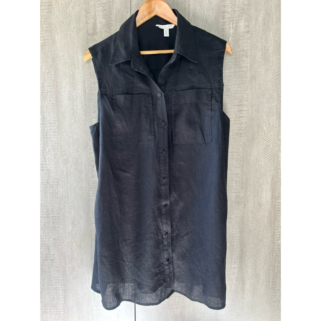 ชุดเดรส H&M มือ 2 ผ้าลินินสีดำ คอปก รอบอก 44-46“ ไหล่ 17” วงแขน 22“ ตัวยาว 32.5” สวย สภาพดี สีไม่เฟด